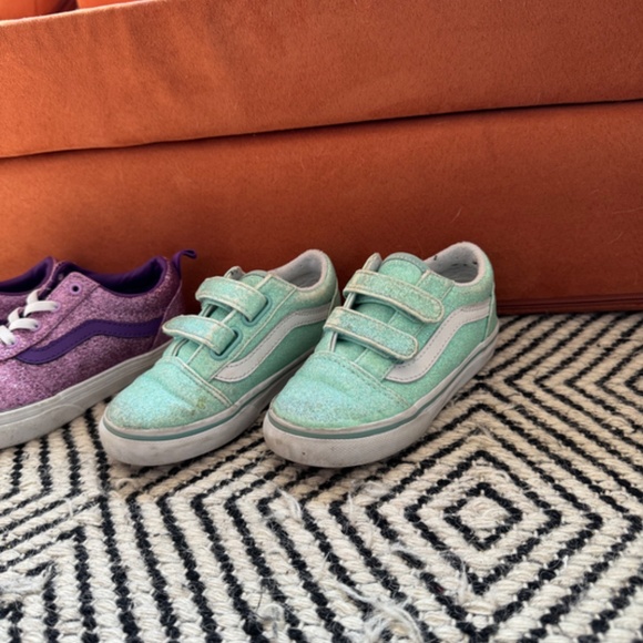 Vans Toddlers Glitter Sneaker Bundle - 8T & 8.5T but fit same - Picture 2 of 13